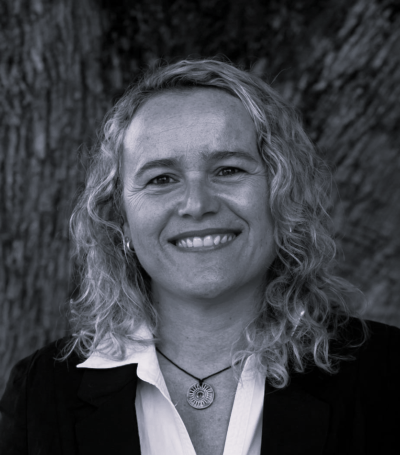 img CONSUELO SÁNCHEZ PIÑA